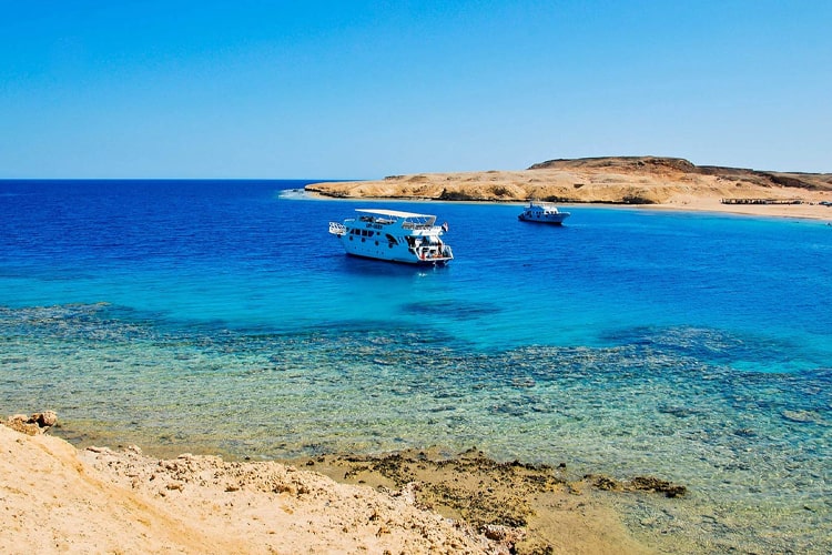 ADVENTURE & RELAXATION IN SHARM